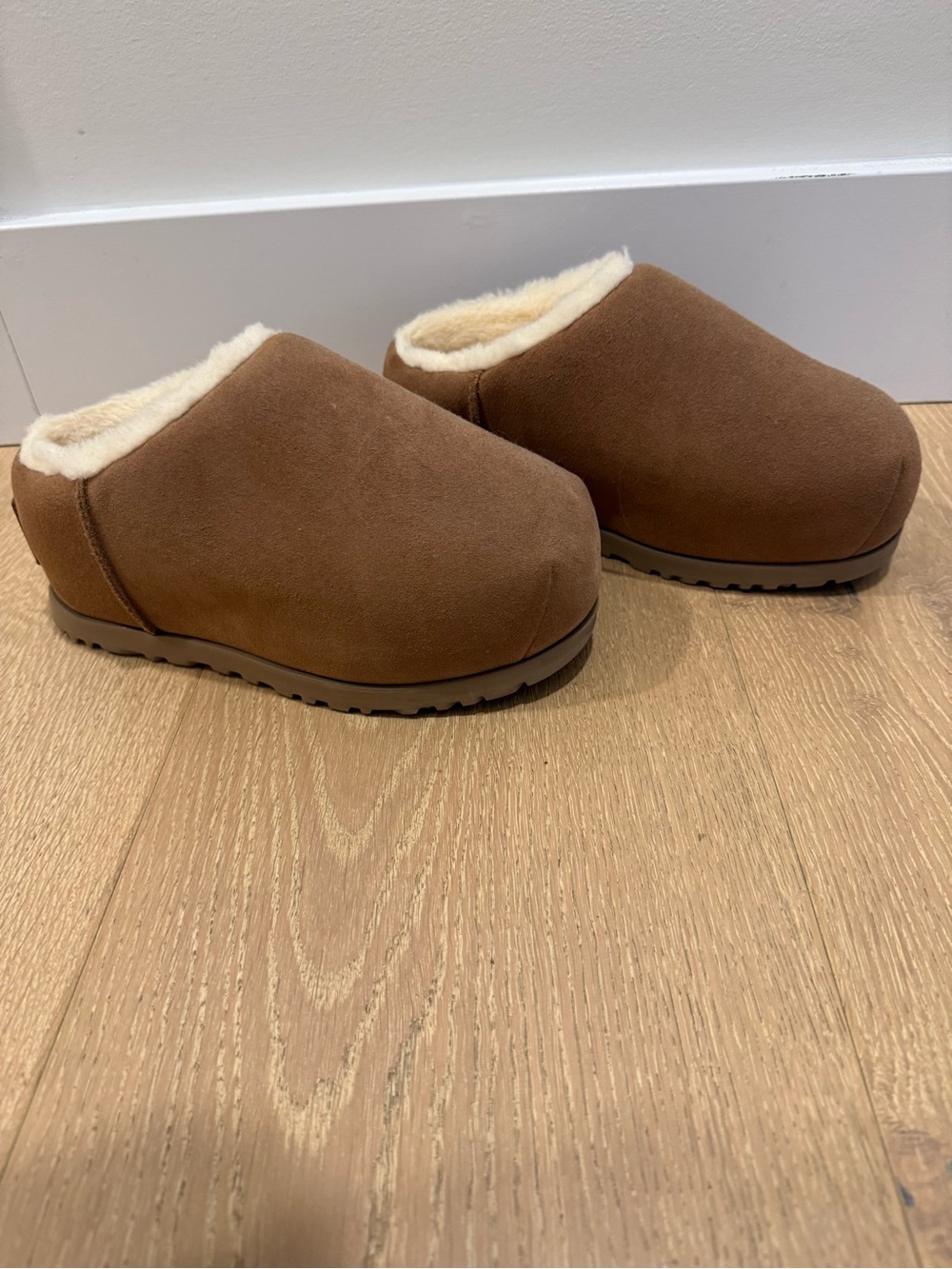UGG Women's Chestnut Suede Shearling-Lined Clog Mules